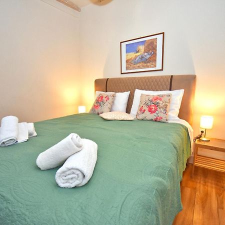 Casa Alarni In Historic Corfu Old Town :) Appartement Buitenkant foto